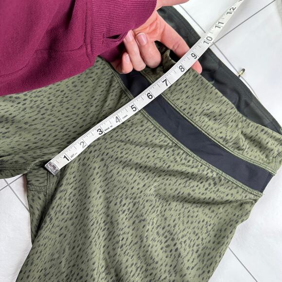 Lululemon Leggings Womens 8 Green Run Inspire Crop Luxtreme Dottie Dash Fatigue - Picture 7 of 9